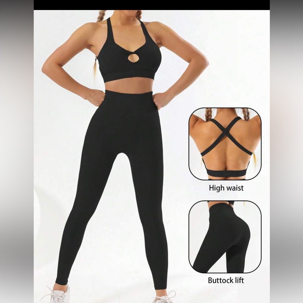 Black workout set
